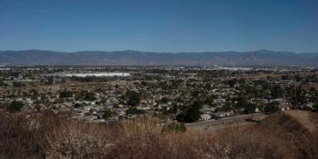 New Ecommerce Warehouses Crowd Out Rural Communities in the Inland Empire