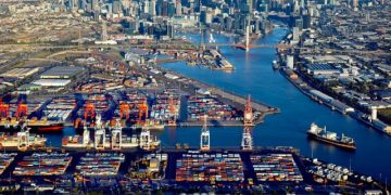 Port Strategy | Contracts signed for $125m port rail project