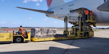 UNICEF secures airline commitments for COVID vaccine transport
