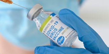 Vaccines procurement and distribution critical for SA’s return to economic activity