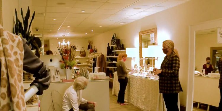 Alexandria hosts annual warehouse sale with a socially-distanced format | WDVM25 & DCW50