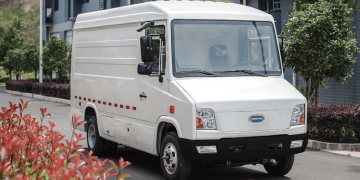 Cenntro presents last mile delivery e-van