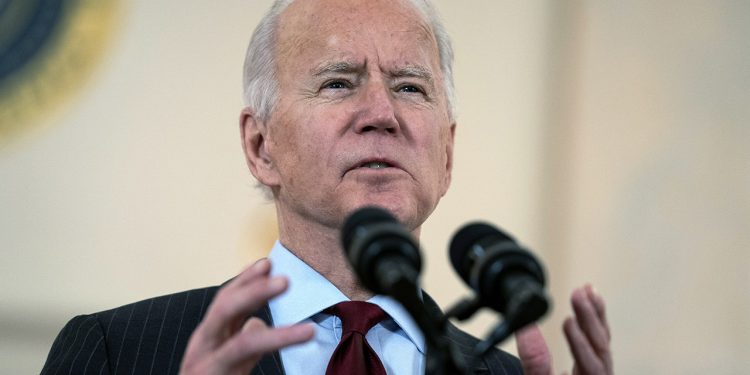 Biden, Congress members to talk supply chain in White House meeting on Wednesday: sources