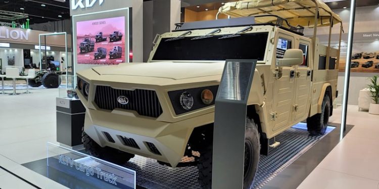Kia unveils Light Tactical Cargo Truck concept at IDEX 2021
