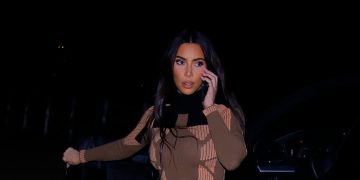 Kim Kardashian Upgrades Her Cargo Pants With Booties & Crop Sweater – Footwear News