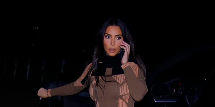 Kim Kardashian Upgrades Her Cargo Pants With Booties & Crop Sweater – Footwear News