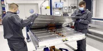 VW Launches Pilot Plant for Recycling EV Batteries