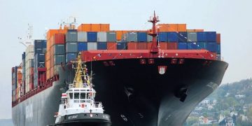 “Every Ship That Is Available Is Sailing” Says Hapag-Lloyd CEO