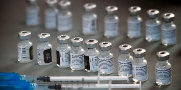 Vaccine supply chain bottlenecks eased, drugmakers tell Congress