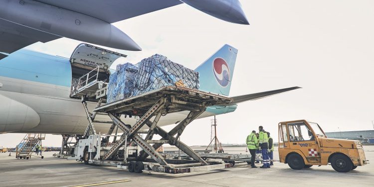 Air cargo rates plunge post-Chinese New Year