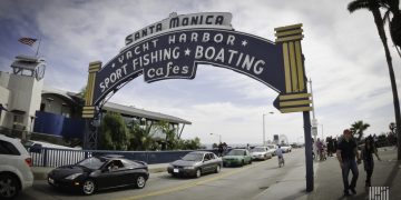 Santa Monica to pilot delivery zones for zero-emissions vehicles