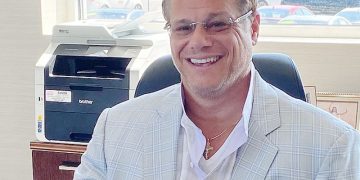 Dealers look to other dealers