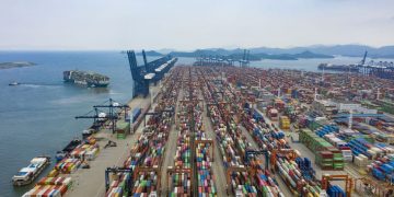 Cargo glut at key Chinese shipping port loosens after global delays