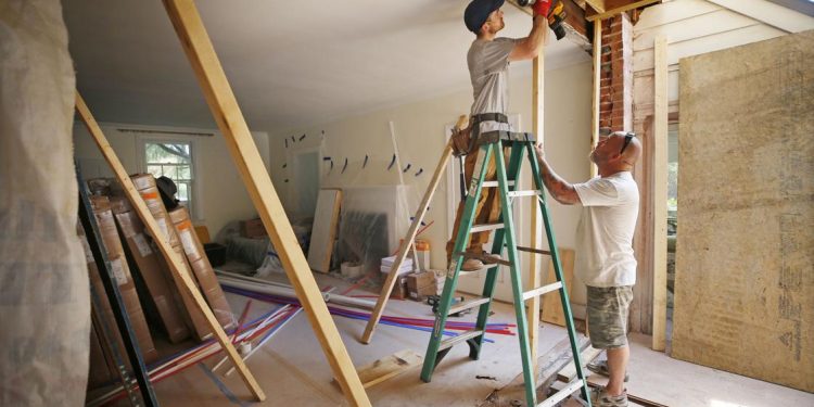 WATCH NOW: ‘It’s a difficult time to be building a home’: Construction market faces supply strains, rising prices, but demand is still holding on | Local Business News