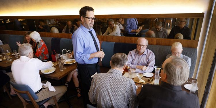 Dallas-area restaurants hit hard by global supply chain issues