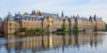 Supply chain law ‘should apply to all’ | Fashion & Retail News