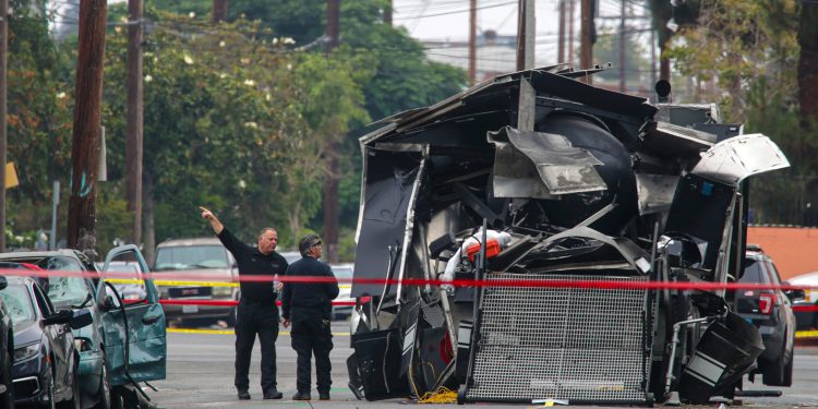 Dozens Of Families Remain Out Of Homes After Illegal Firework Explosion – CBS Los Angeles