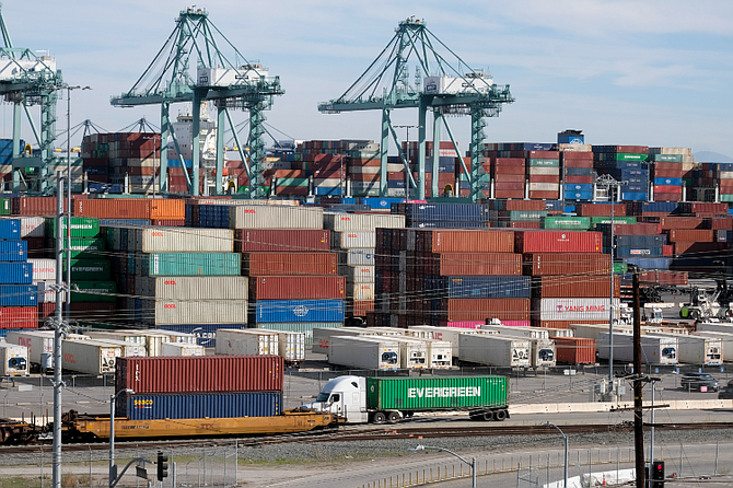 Port of L.A. had its busiest June, processing 876,430 TEUs of cargo.