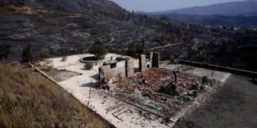 Cyprus forest fire that killed 4 now under control – WSB-TV Channel 2
