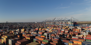 East coast container ports sign agreement to tackle cargo surge
