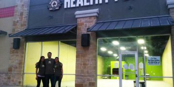 Local Pet Supply Chain Achieves Booming Success with Auto Delivery & Curbside Pickup