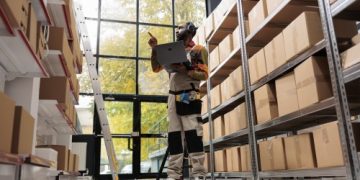 The American Warehouse Revolution The Role of Automation in US Warehouses